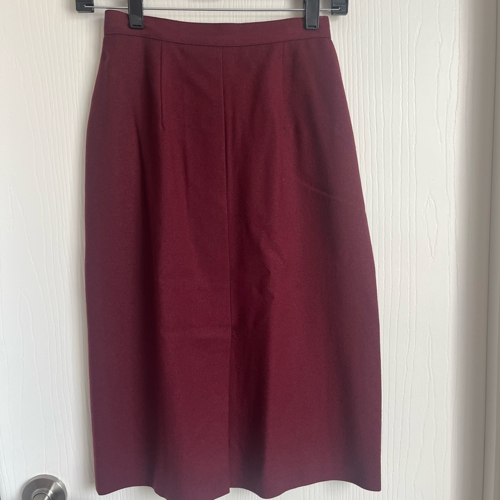 Elegant Burgundy Women's Skirt